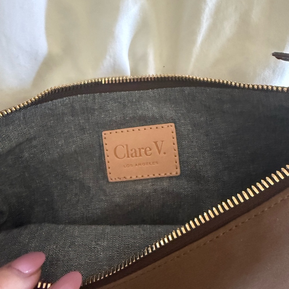 Clare V Lune Oat Shoulder Bag with Silver Accents -brand new - Picture 8 of 8